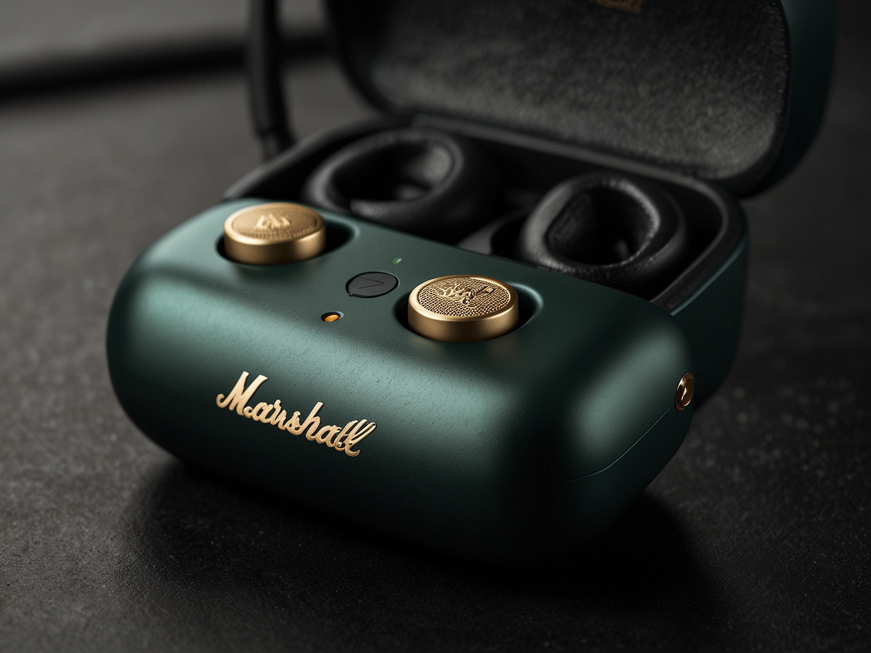 Marshall Minor IV earbuds provide seamless connectivity with Bluetooth 5.2 technology and intuitive touch controls, making them ideal for music enthusiasts seeking high-quality, uninterrupted audio streaming.